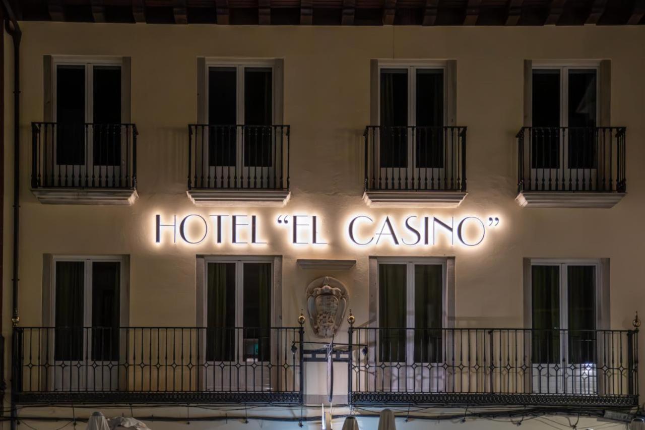 Hotel & Restaurante El Casino บียาฟรันกา เดล เบียร์โซ ภายนอก รูปภาพ